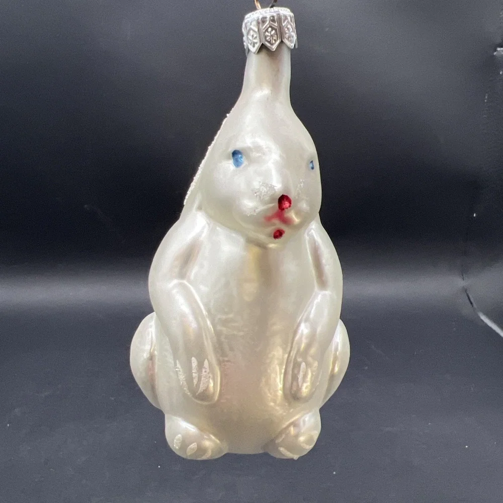 Vintage Germany Glass Rabbit Christmas Ornament White Snowflake Unmarked Cap
